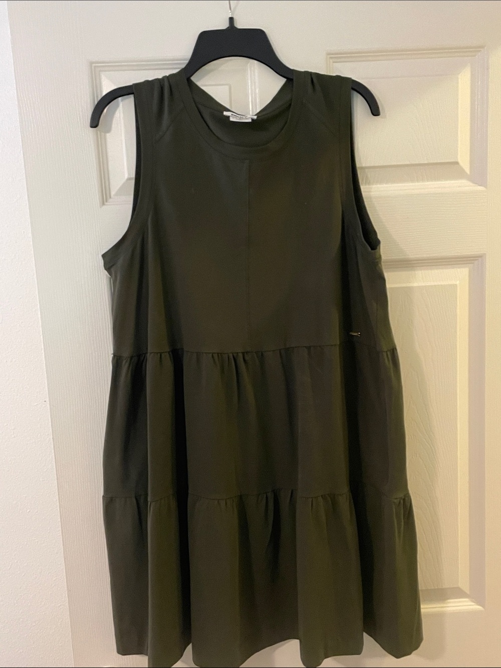 DKNY Women’s Olive Green tiered dress. Size L